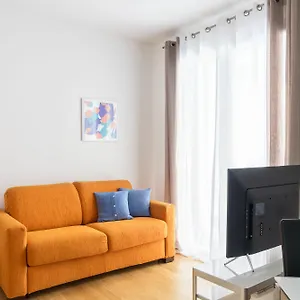 Joivy Sunny 1-bed Flat With Balcony Apartment Milan